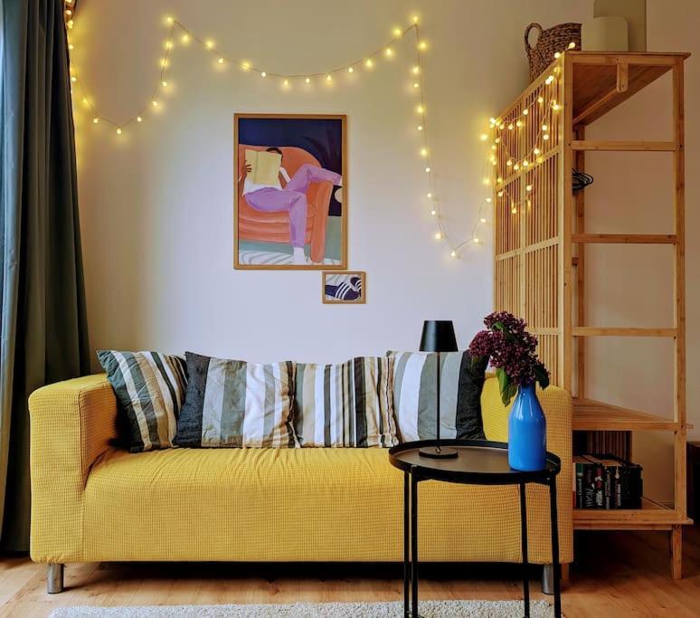 Apartment Mit Balkon In Hannover-Ahlem Bagian luar foto
